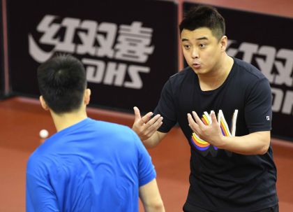 中国体育图片专题——全面备战世乒赛 运动员与新教练磨合渐入佳境