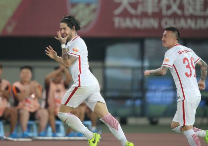 2017赛季中超联赛第17轮 天津权健3比0胜上海申花