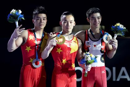 肖若腾林超攀包揽体操世锦赛男子个人全能赛冠亚军创队史