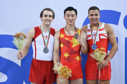 第三十二届蹦床世锦赛 张阔获得男子单跳个人冠军