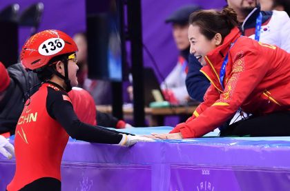 平昌冬奥会短道速滑女子1500米决赛  李靳宇获得亚军