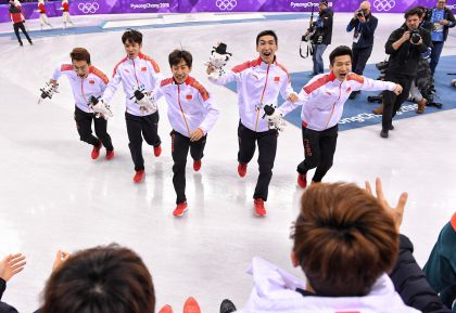 中国队获得平昌冬奥会短道速滑男子5000米接力银牌