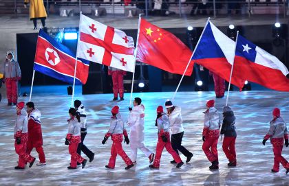 平昌冬奥会闭幕式入场式 中国冬奥会代表团入场