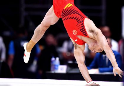 雅加达亚运会体操男子单项决赛  中国队林超攀获自由操铜牌