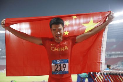 谢文骏蝉联亚运会田径男子110米栏冠军