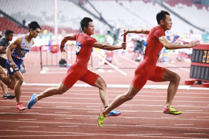 中国队晋级亚运会田径男子4×100米接力决赛
