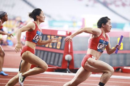 中国队晋级亚运会田径女子4×100米接力决赛