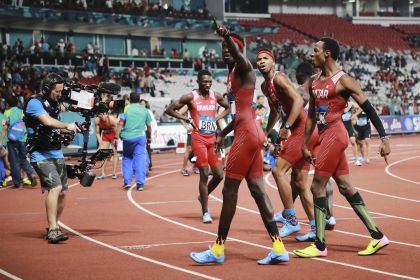卡塔尔队获雅加达亚运会田径男子4×400米接力金牌