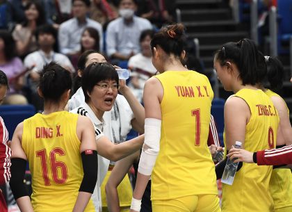 女排世界杯A组第五轮 中国队3比0横扫日本队