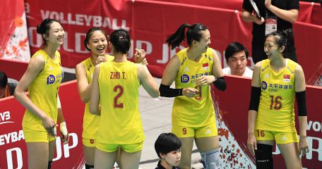 女排世界杯第二阶段 中国3比0击败美国取七连胜