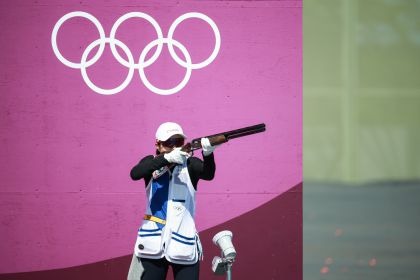 东京奥运会射击女子双向飞碟资格赛 魏萌头名晋级
