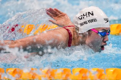 东京奥运会游泳女子蝶泳100米决赛 张雨霏获得银牌