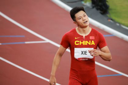 谢震业晋级东京奥运会田径男子200米半决赛