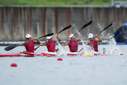 东京奥运会静水皮划艇女子500米四人皮艇半决赛 中国队晋级A组决赛