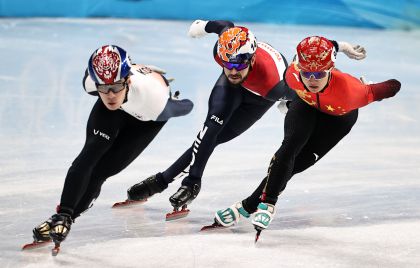李文龙晋级北京冬奥会短道速滑男子1000米半决赛