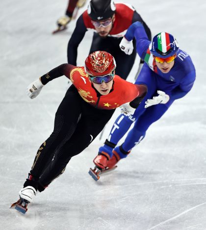 武大靖晋级北京冬奥会短道速滑男子500米1/4赛