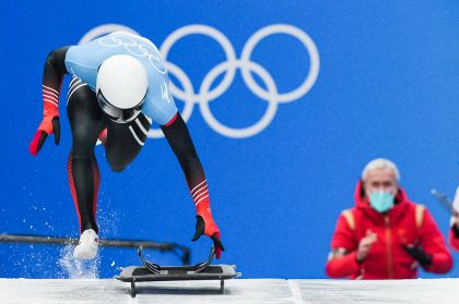 北京冬奥会男子钢架雪车赛 中国选手前三轮战罢成绩优异