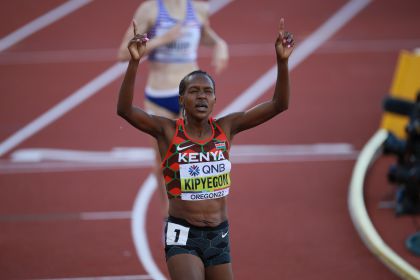 田径世锦赛女子1500米决赛 基普耶贡夺冠