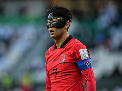 2022年卡塔尔世界杯足H组首轮 韩国0比0战平乌拉圭