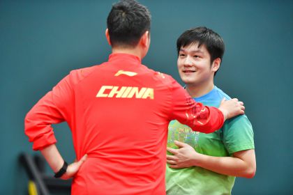 樊振东在京备战世乒赛单项赛