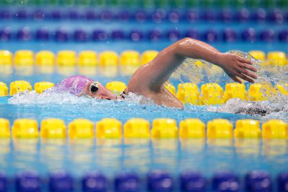 杭州亚运会游泳女子1500米自由泳决赛 中国队包揽金银