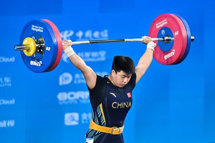 杭州亚运会举重女子76公斤级决赛 廖桂芳参赛