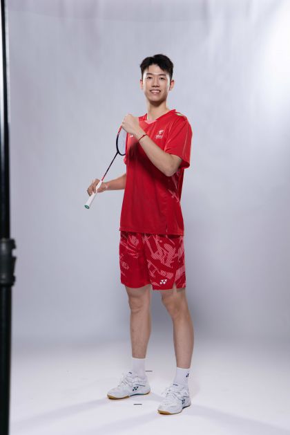 中国羽毛球队冯彦哲