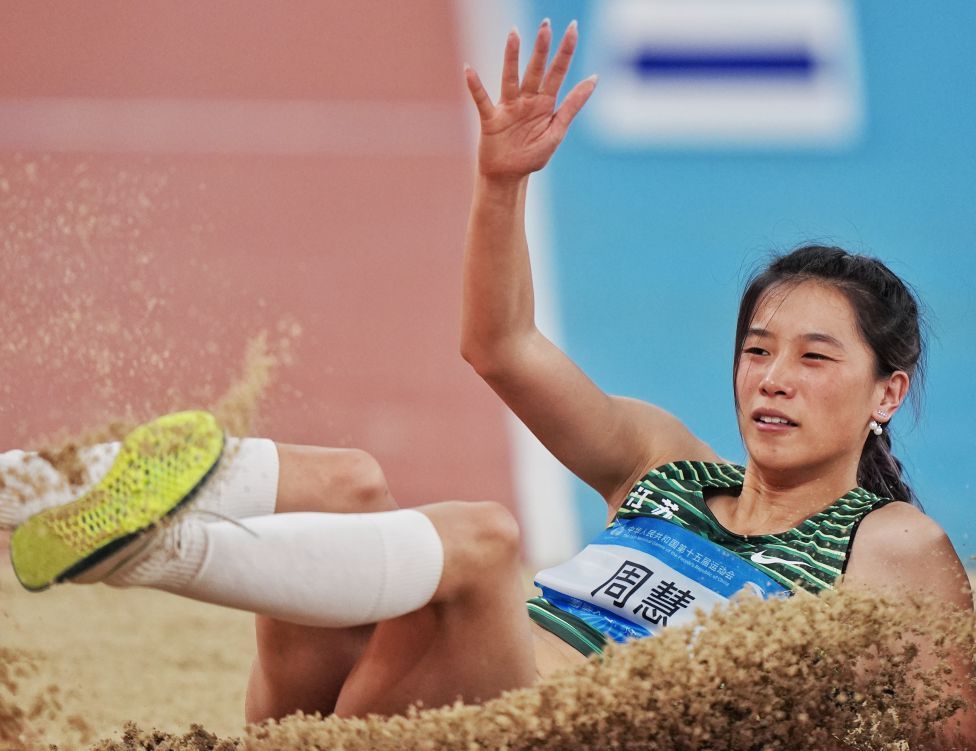 十五运会田径女子三级跳远决赛 江苏队周慧夺冠