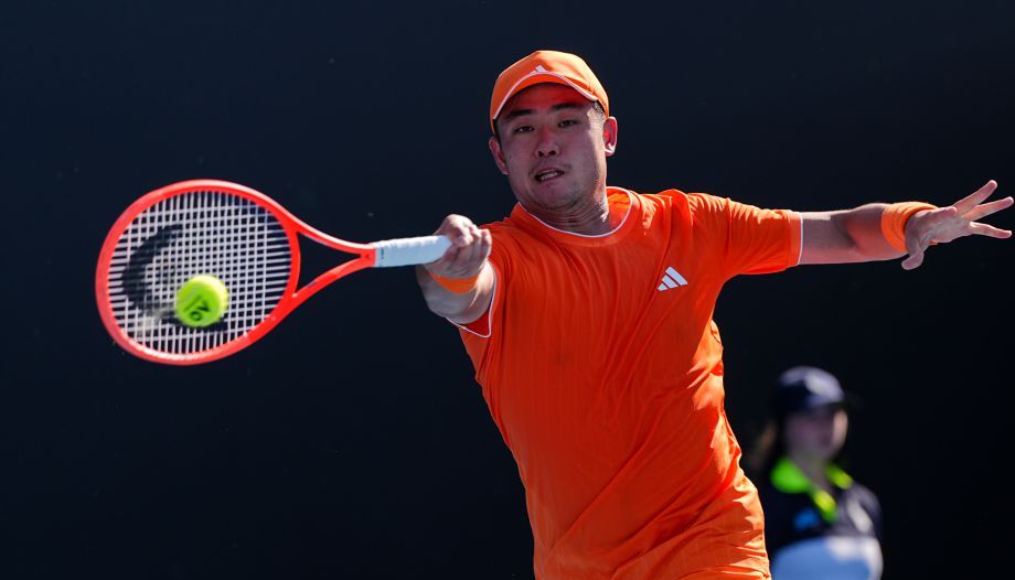 澳大利亚网球公开赛男单首轮 吴易昺成功晋级