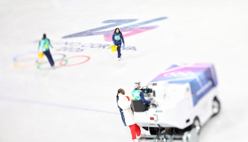 中国体育记者实地探访米兰冬奥会滑冰馆