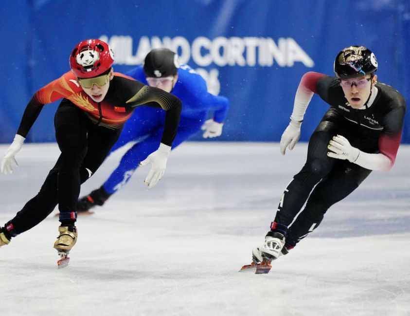 米兰冬奥会短道速滑男子1000米预赛 刘少昂、林孝埈、孙龙晋级四分之一决赛