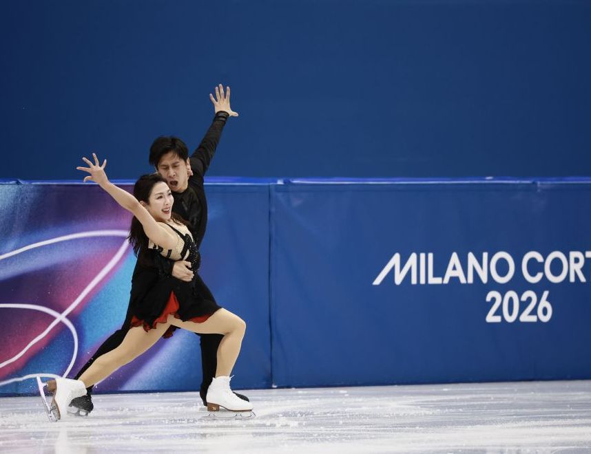 米兰冬奥会花样滑冰双人滑短节目 隋文静/韩聪72.66分顺利晋级双人自由滑