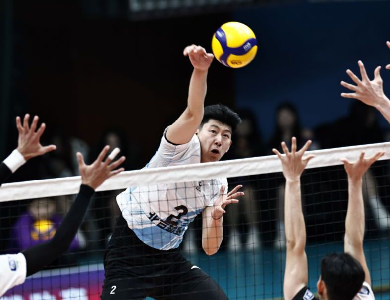 2025-2026中国男排超级联赛季后赛 北京北冰洋主场3比0击败保定沃隶