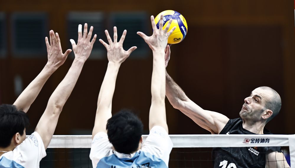 2025-2026中国男排超级联赛季后赛 北京北冰洋1比3不敌天津食品集团