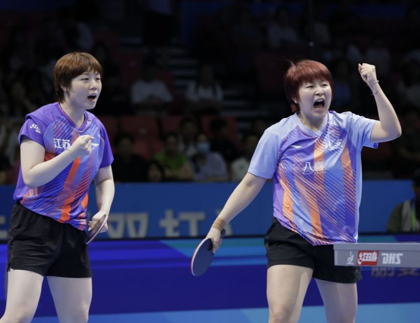 2026全国乒乓球锦标赛女子双打半决赛 覃予萱/蒯曼获得冠军