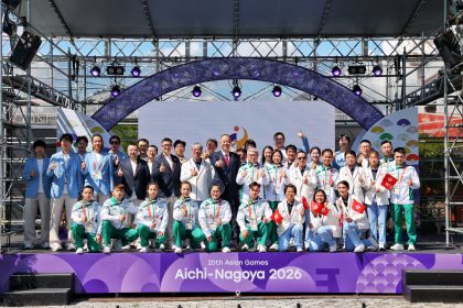 爱知-名古屋亚运会中国体育代表团欢迎仪式在名古屋海洋博物馆举行