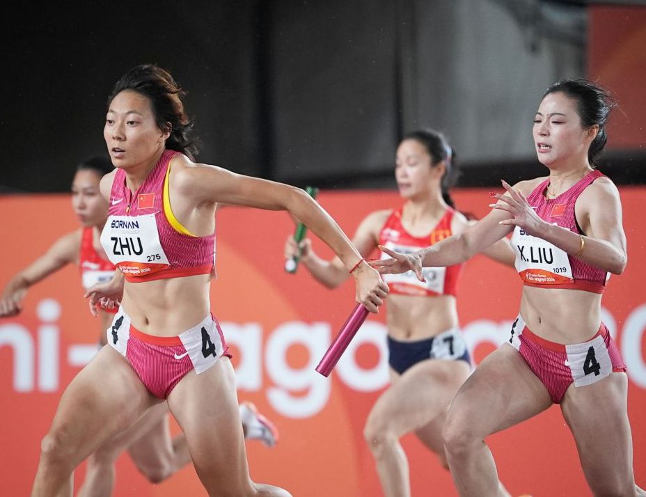 爱知-名古屋亚运会田径女子4x100米接力预赛 中国队成功晋级