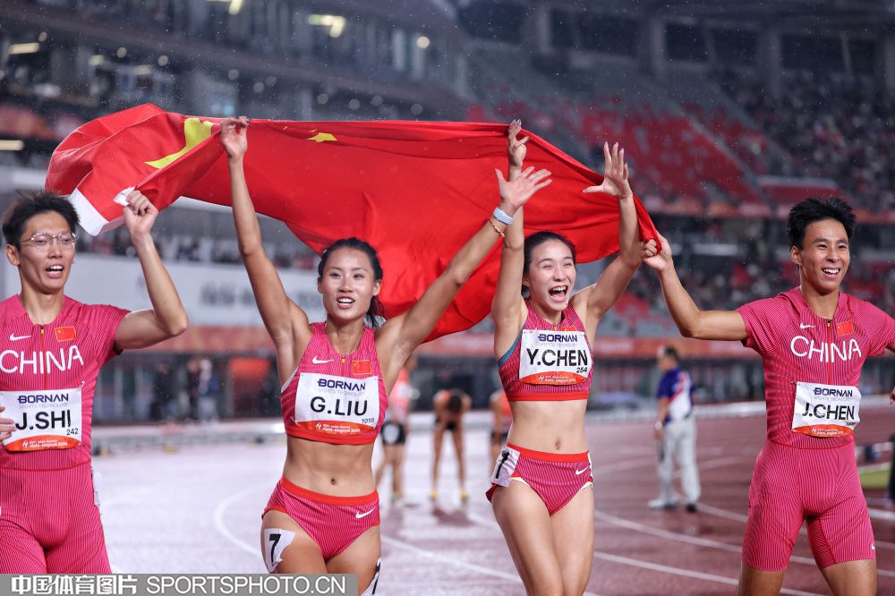 爱知-名古屋亚运会田径混合4x100米接力决赛 中国队夺得金牌