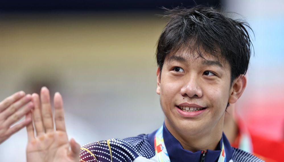 全国游泳锦标赛男子1500米自由泳决赛 张展硕获得冠军