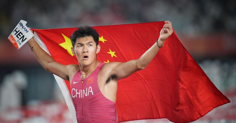 图为陈圆将庆祝夺金。 （中国体育图片 魏征 摄）